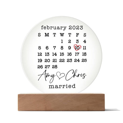 Personalized Married Sign, Custom Christmas Wedding Day Gift, Couple Special Date Calendar Acrylic Plaque Mr & Mrs Newlywed Anniversary Gift