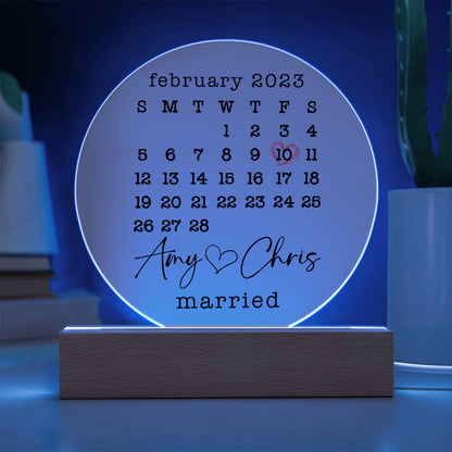 Personalized Married Sign, Custom Christmas Wedding Day Gift, Couple Special Date Calendar Acrylic Plaque Mr & Mrs Newlywed Anniversary Gift