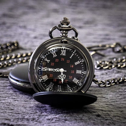 Cute Iowa Black Pocket Watch, Someone in Iowa Loves Me, Best Birthday Gifts from Iowa Friends & Family