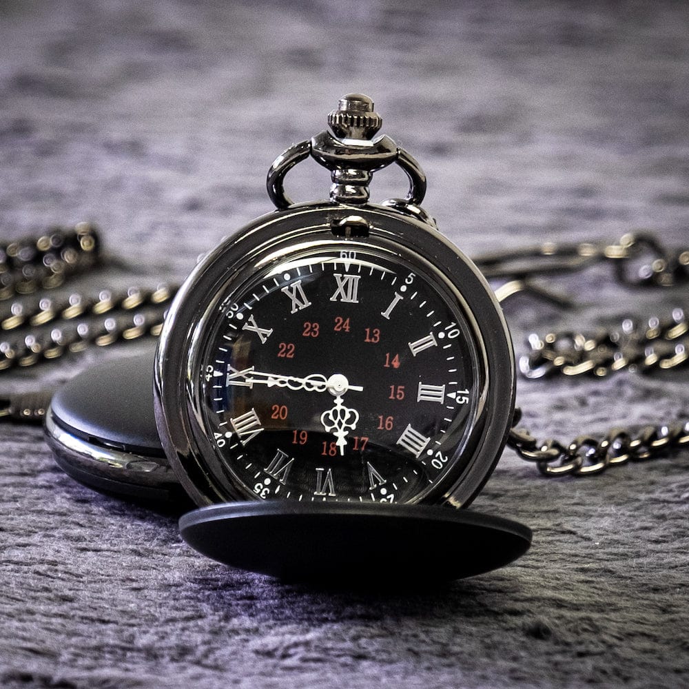 Cute Montana Black Pocket Watch, Someone in Montana Loves Me, Best Birthday Gifts from Montana Friends & Family